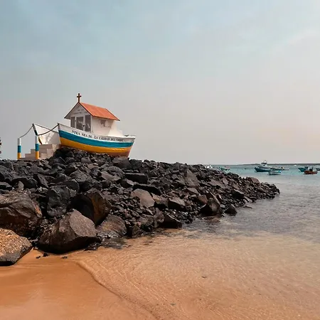 Casa De Los Girasoles