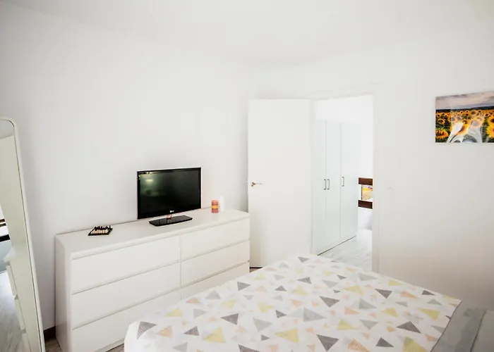 Casa De Los Girasoles