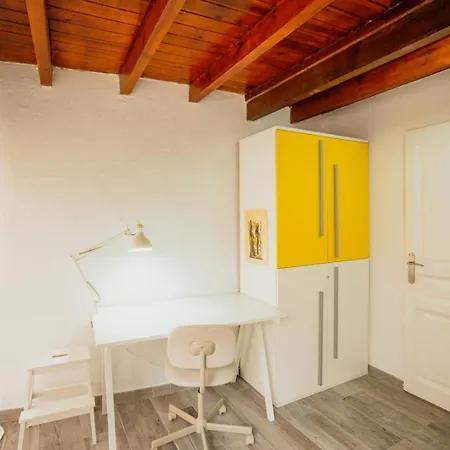 Casa De Los Girasoles Apartment *